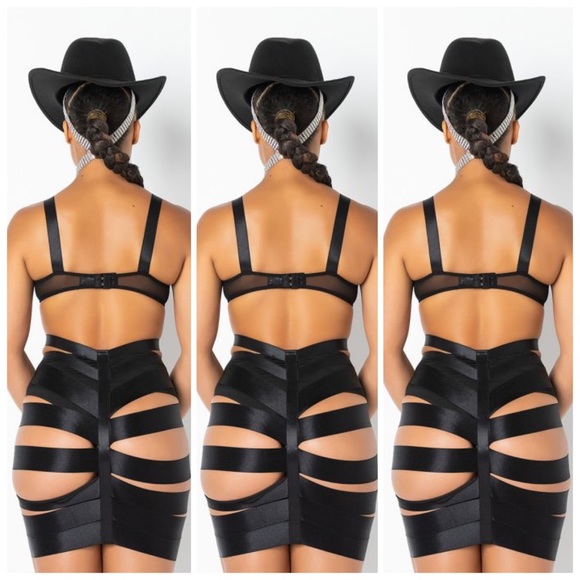 Bandage Barbie Lingerie Set 💕☠️💕 - Picture 3 of 4